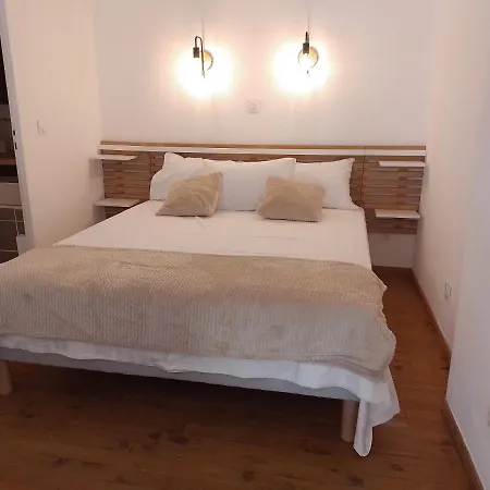 Mezzanine Hyper Centre, Au Pied Du Castillet * 佩皮尼昂