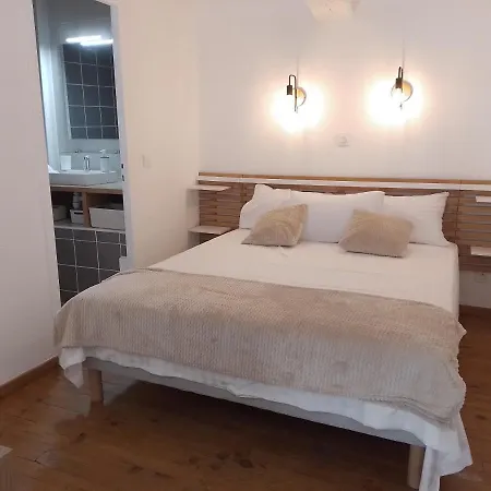 Mezzanine Hyper Centre, Au Pied Du Castillet *